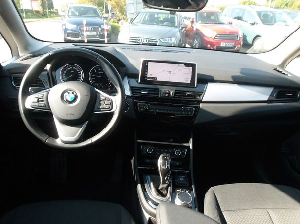 BMW 220i Active Tourer 141 kW image number 9