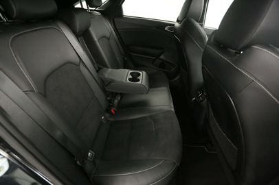 Car image 35