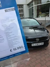 Car image 29
