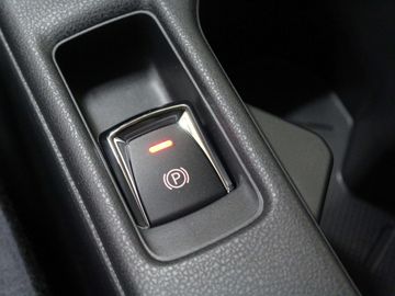 Car image 37