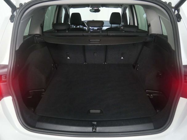 BMW 220i Gran Tourer 141 kW image number 28