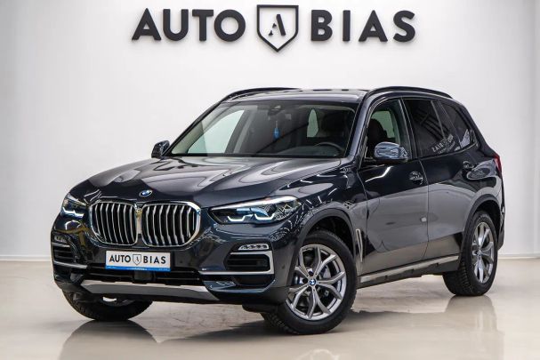 BMW X5 xDrive 195 kW image number 1