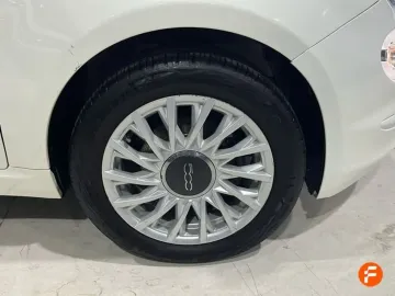 Car image 28