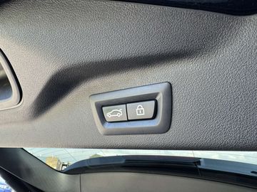 Car image 45