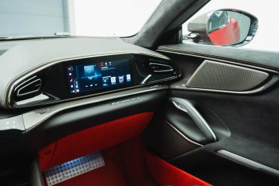 Car image 40
