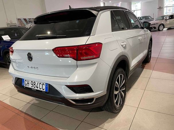 Volkswagen T-Roc 1.0 TSI Style 85 kW image number 2