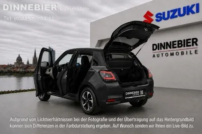 Car image 4