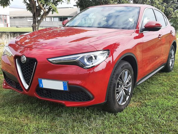 Alfa Romeo Stelvio 2.2 140 kW image number 1