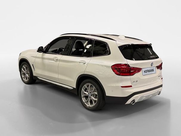 BMW X3 xDrive30e xLine 215 kW image number 4