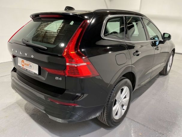 Volvo XC60 B4 Momentum 145 kW image number 3