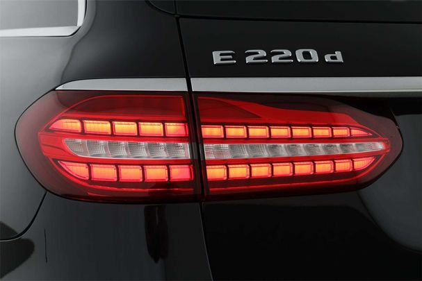 Mercedes-Benz E 220 d T 147 kW image number 9