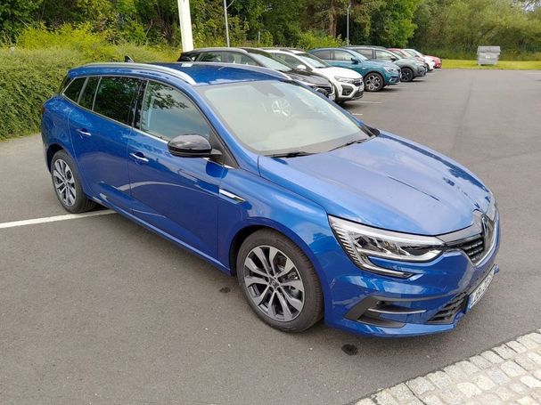 Renault Megane Grandtour BLUE dCi 115 EDC 85 kW image number 2