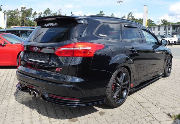 Ford Focus 2.0 EcoBoost ST 184 kW image number 3