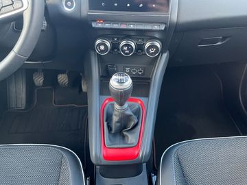 Car image 10