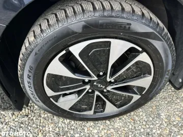 Car image 40