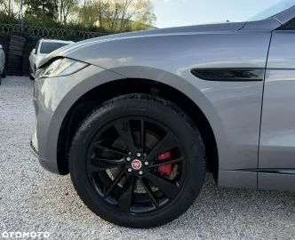 Car image 40