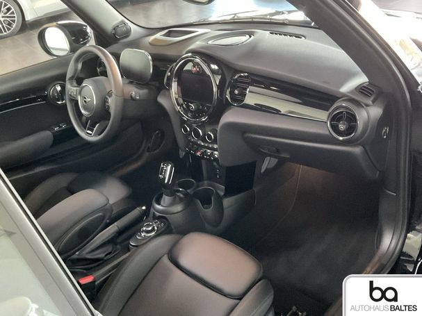 Mini Cooper S Cabrio JCW Trim 131 kW image number 6