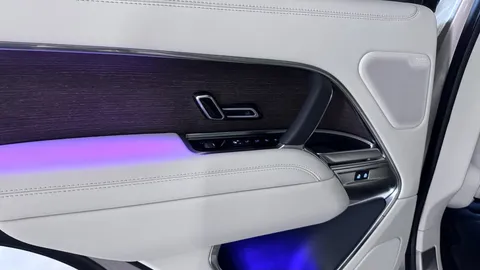 Car image 33