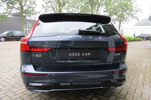 Volvo V60 T6 Plus Dark AWD 293 kW image number 17