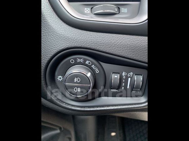 Jeep Renegade 1.3 110 kW image number 8