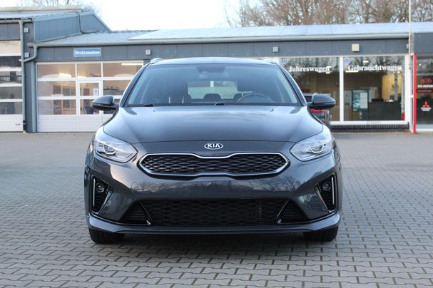 Kia Ceed Sportswagon Plug-in Hybrid Vision 104 kW image number 3