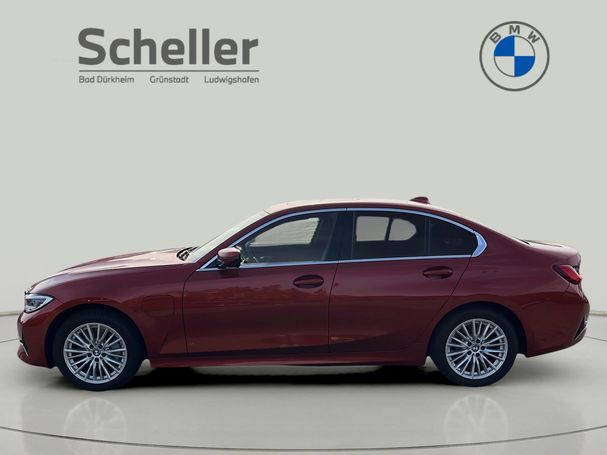 BMW 330e Luxury Line 215 kW image number 5