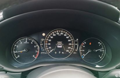 Car image 22