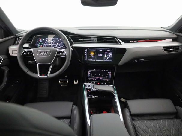 Audi Q8 50 e-tron 95 kWh 250 kW image number 11