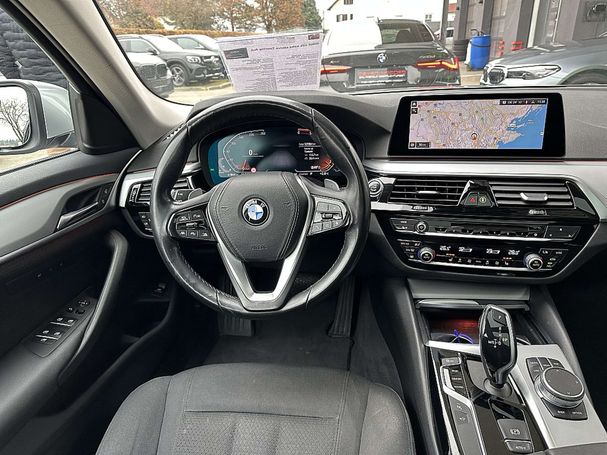 BMW 520d Touring xDrive 140 kW image number 38