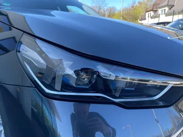 Car image 28