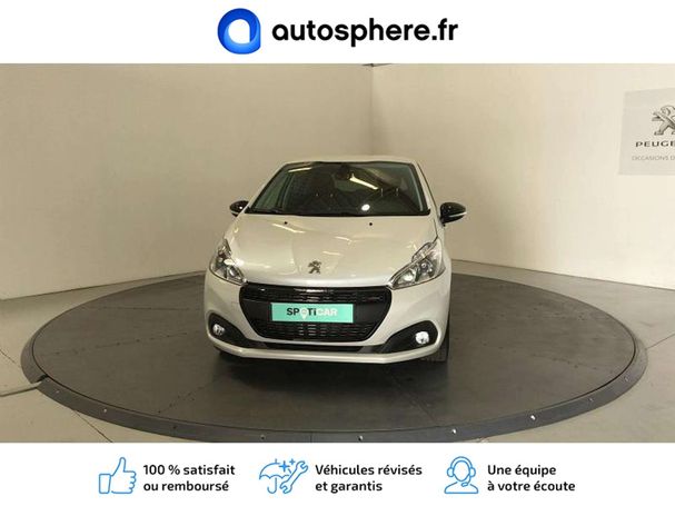 Peugeot 208 BlueHDi 100 75 kW image number 2