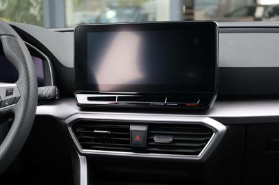 Car image 35