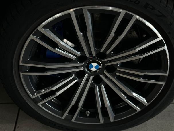 BMW 330 Touring e M Sport 215 kW image number 12