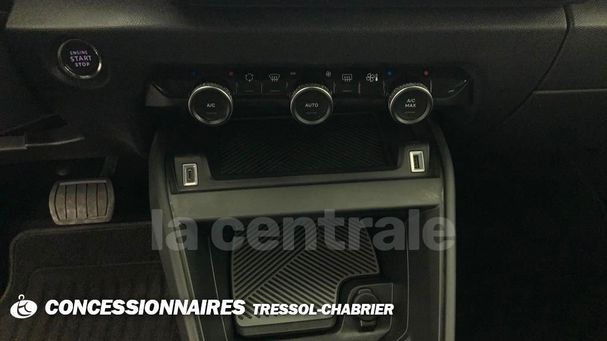 Citroen C4 e 50 kWh 100 kW image number 22