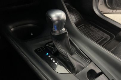 Car image 24