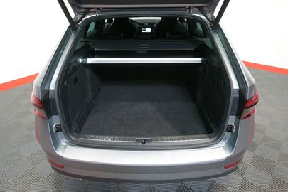 Car image 36