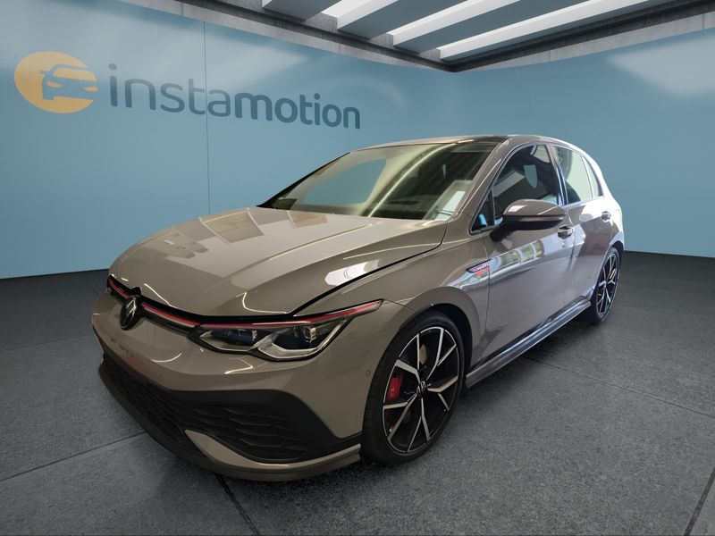Volkswagen Golf 8 221 kW