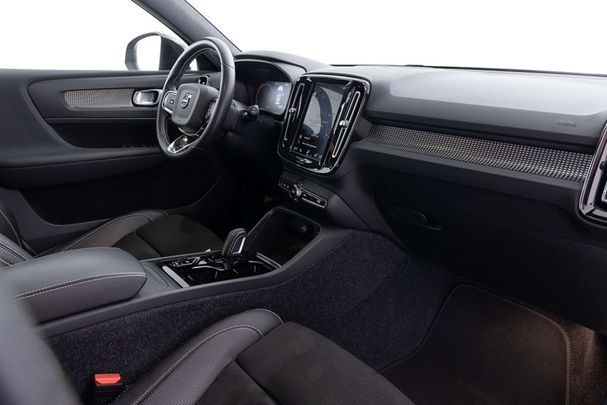 Volvo XC40 B4 R Design 145 kW image number 4