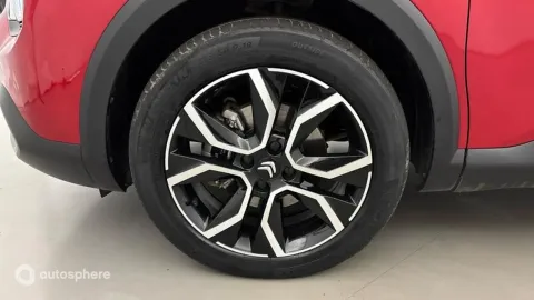 Car image 20