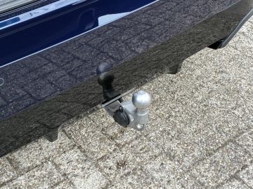 Car image 38
