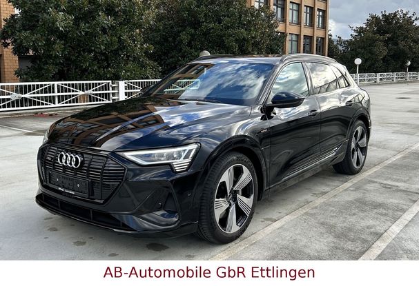 Audi e-tron 55 quattro S-line 300 kW image number 1