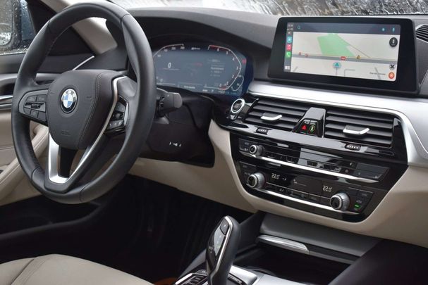 BMW 530 e 136 kW image number 6