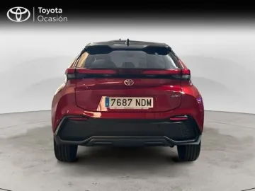 Car image 4