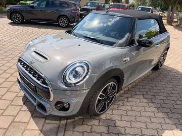 Car image 34