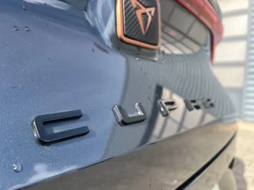 Car image 28