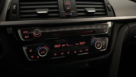 Car image 38