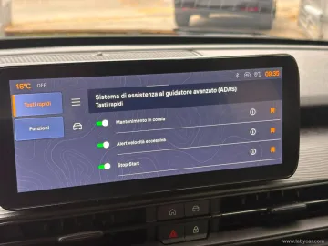 Car image 24