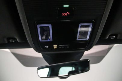 Car image 33