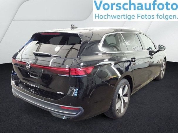 Volkswagen Passat Variant 1.5 eTSI Business DSG 110 kW image number 2