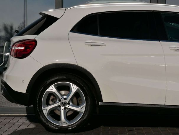 Mercedes-Benz GLA 180 90 kW image number 21